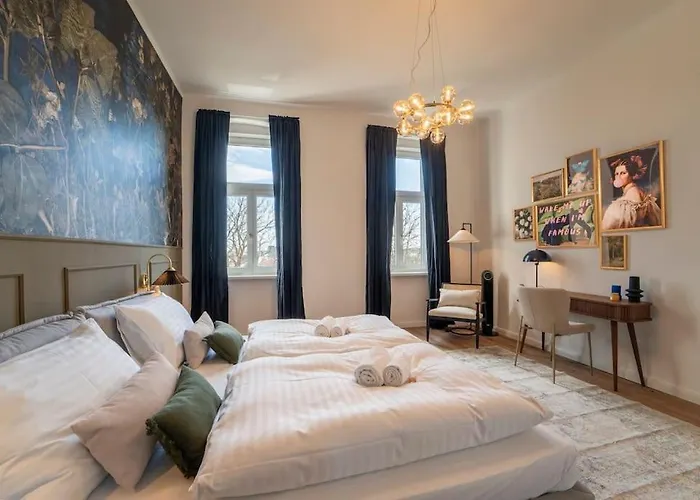 Apartamento Josef's I Premium I Schloss Schoenbrunn I 01 Viena